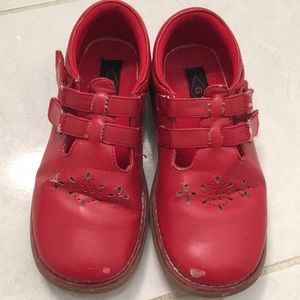 Girl's school shoes